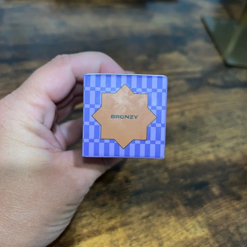 Youthforia Sunkissed Bronzy Liquid Skin Enhancer